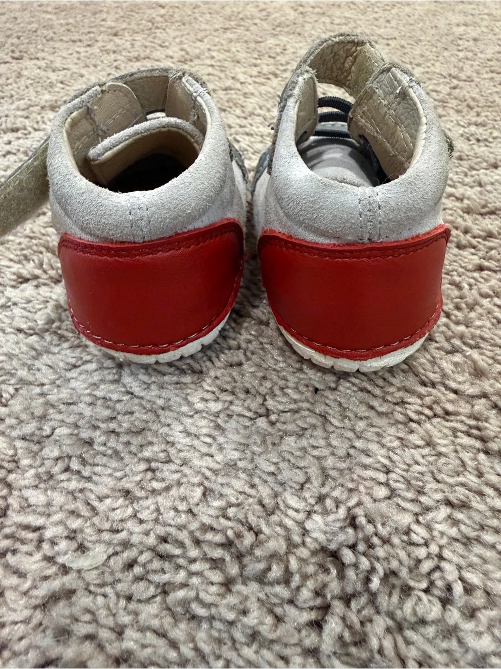 Old Soles high pave Gray Suede Baby Sneakers Red Heel baby walker shoes size 3